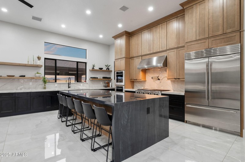 16-Kitchen (2)