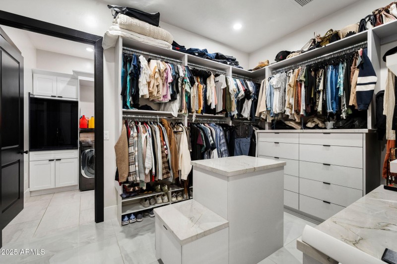 38-Primary Closet
