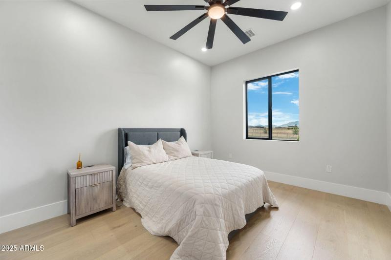 39-Bedroom 2