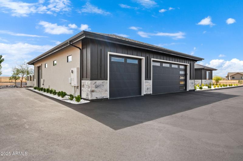 51-Garage
