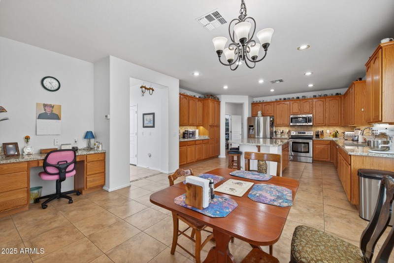 Eat-in Kitchen and Workspace