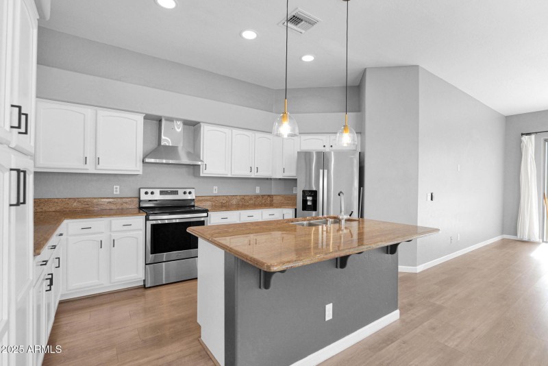 10-web-or-mls-P1327361