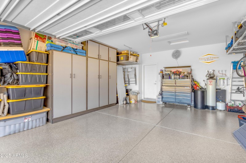 Garage Cabinets & Ceiling Racks