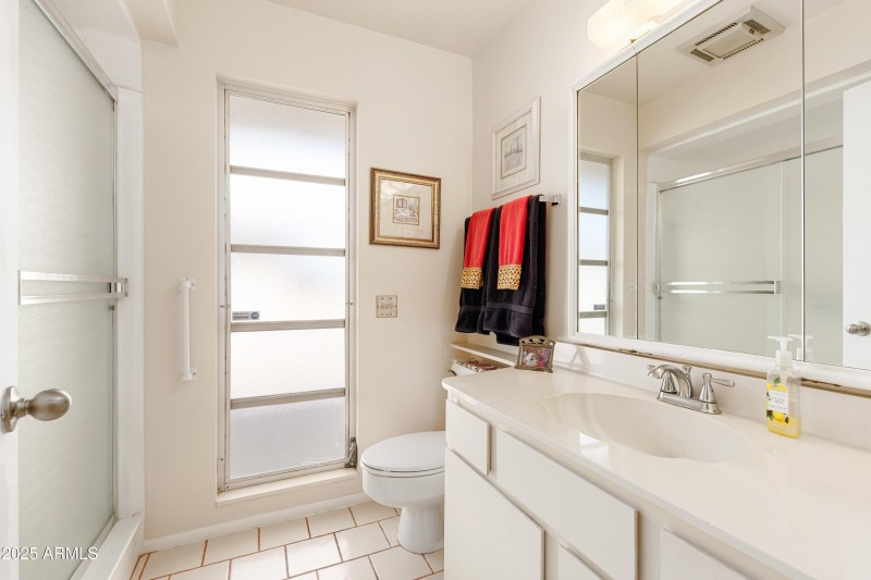 11011 W Pleasant Valley Rd - 20