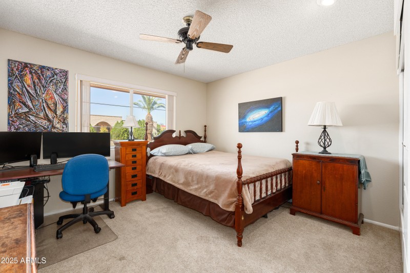 11011 W Pleasant Valley Rd - 23