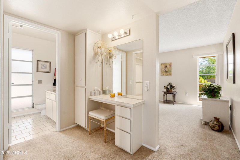 11011 W Pleasant Valley Rd - 26