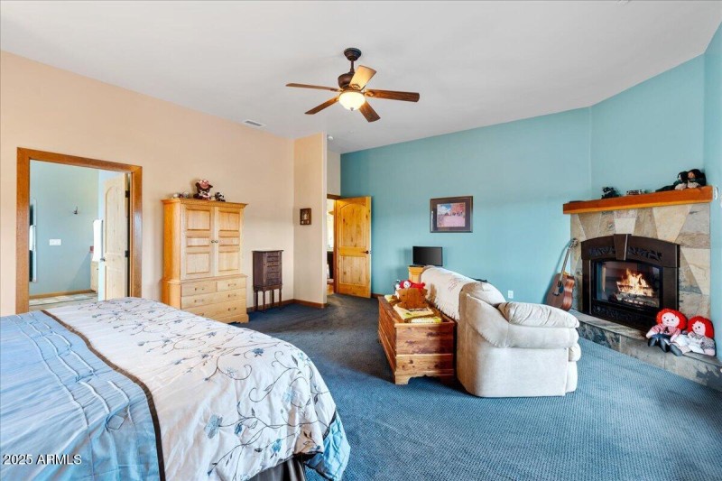 Primary Sitting Area