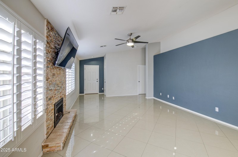 Living Room 4