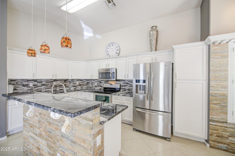 Kitchen 5