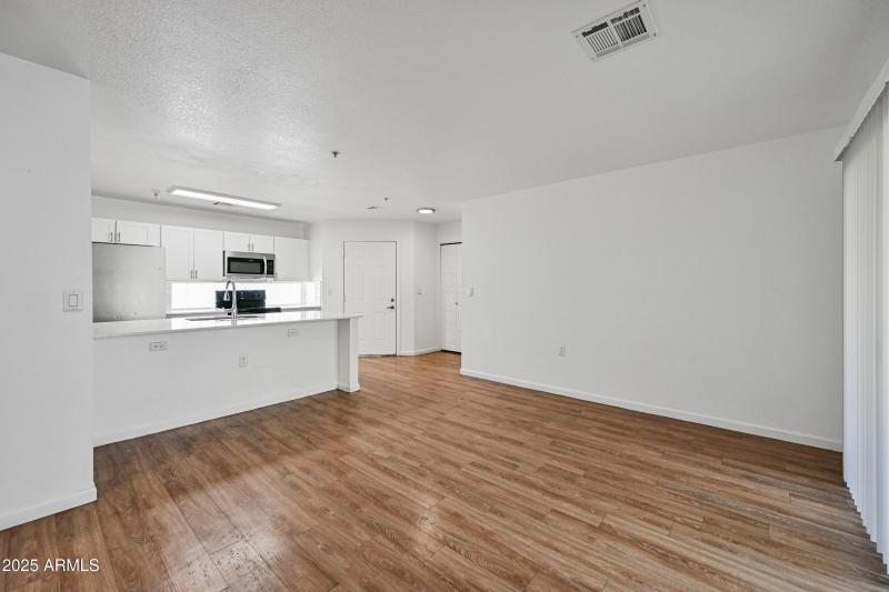 7-3065N67A214-ocupix