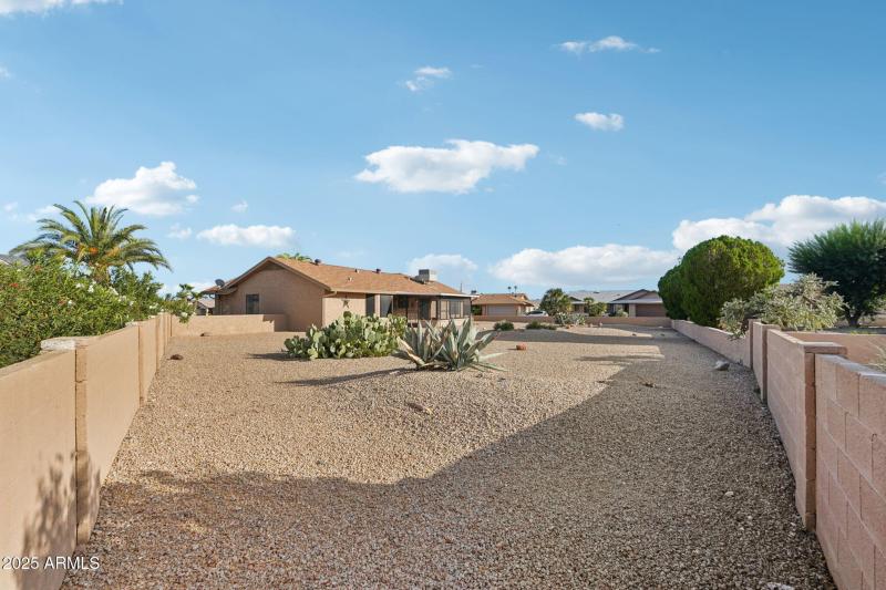 36-web-or-mls-W Eveningside Dr-S1610-036