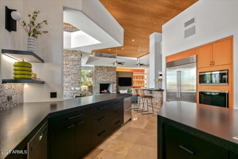 087-Kitchen ~ Appliances