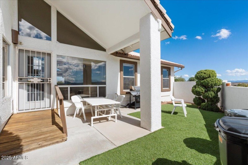 20-Backyard Covered Patio