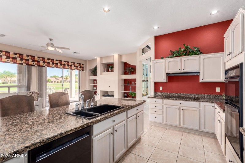 20 Kitchen