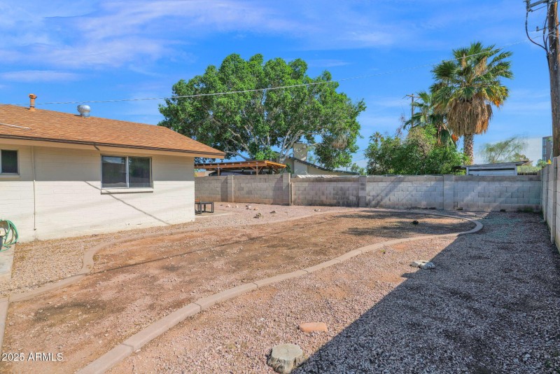 28-web-or-mls-P1327210
