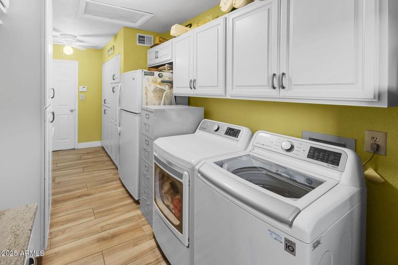 Updated Laundry Room