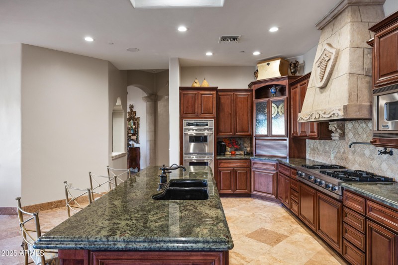 9290 E Thompson Peak Pkwy #409-6-2
