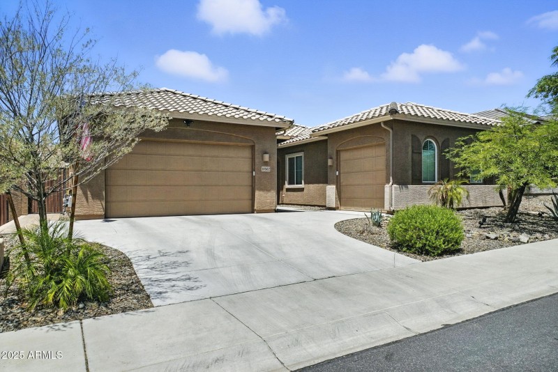 1-web-or-mls-_DSC2608 chris avery