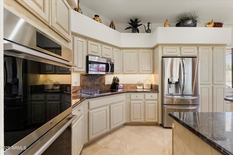 12-8100 E Camelback Rd