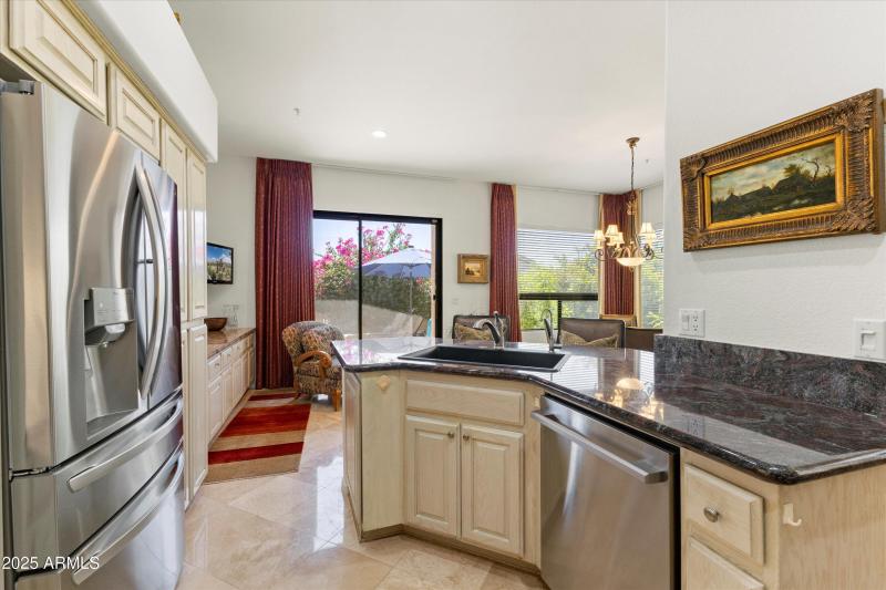 13-8100 E Camelback Rd