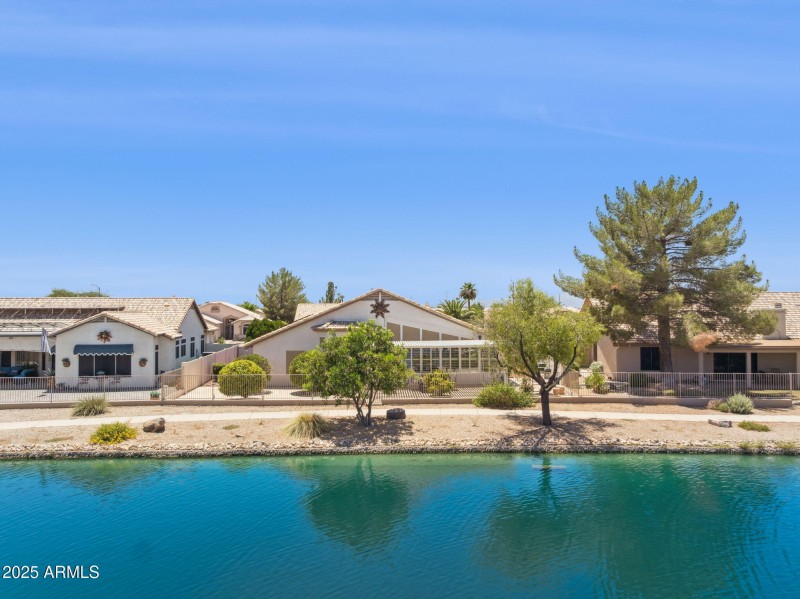 54-web-or-mls-19927-n-108th-ln