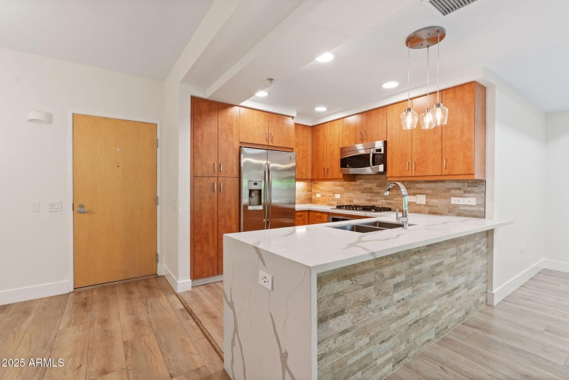 3-web-or-mls-DSC_2003