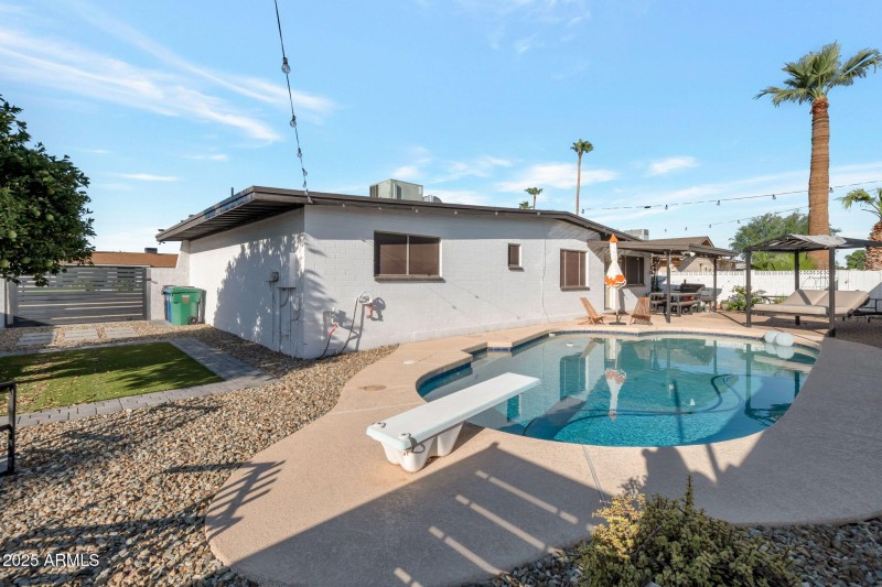 15-web-or-mls-QP-2971