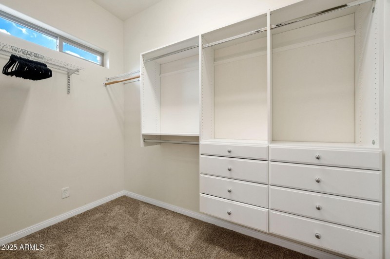 23-Primary Closet