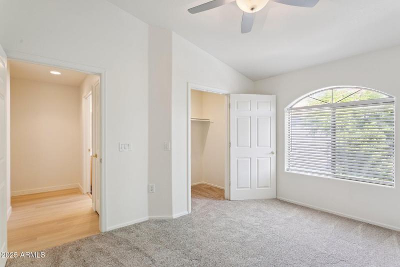 21-web-or-mls-5249-e-shea-blvd-206