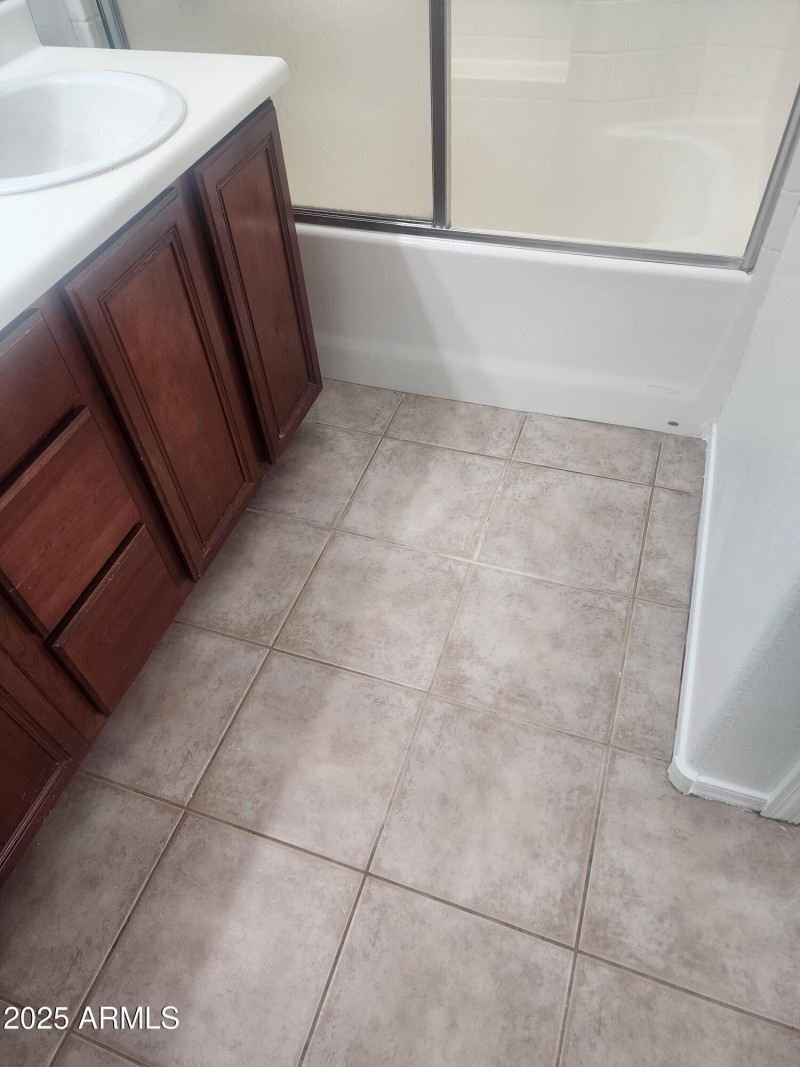 PHOTO-2025-10-12-13-29-33