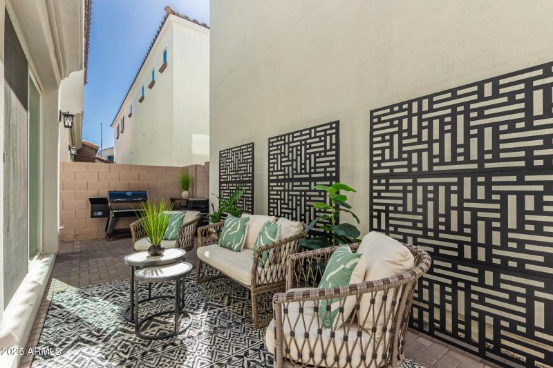 Sideyard