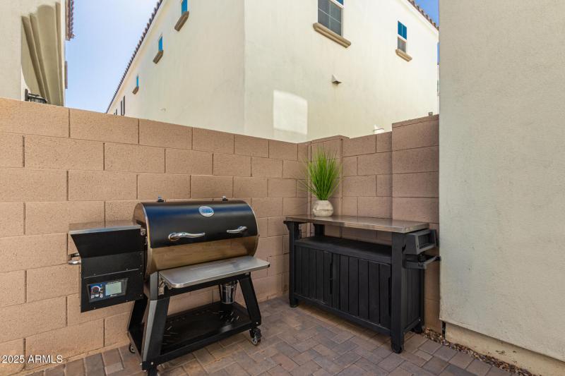 Sideyard