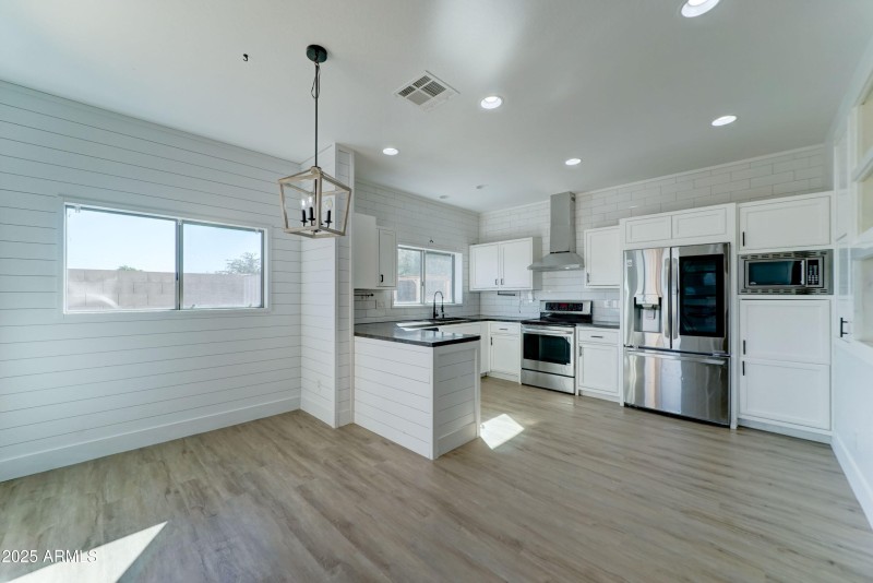 4933 N 108th AVE-9