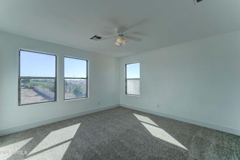 4933 N 108th AVE-17