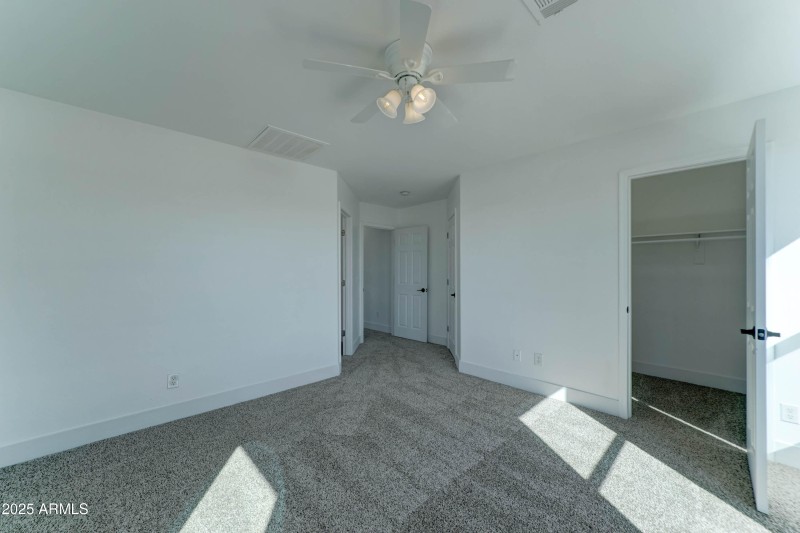 4933 N 108th AVE-18