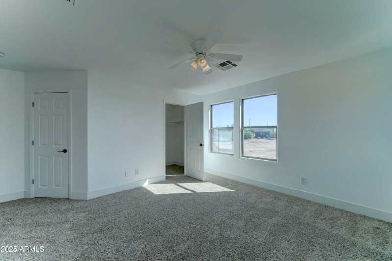 4933 N 108th AVE-19