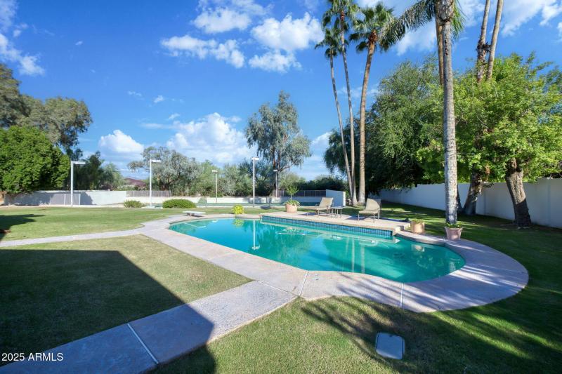 Your flat, blank canvas