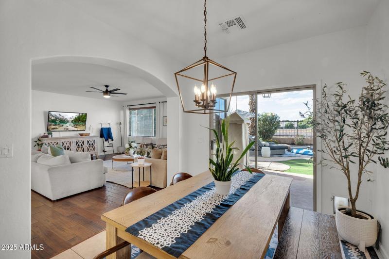 17-web-or-mls-Fruitvale-19