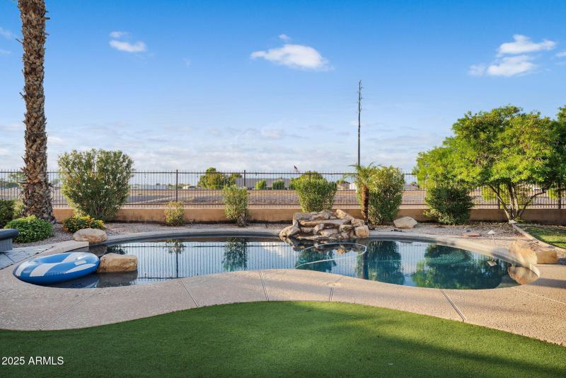 48-web-or-mls-Fruitvale-59