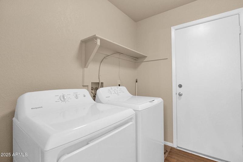 y9-web-or-mls-P1326892