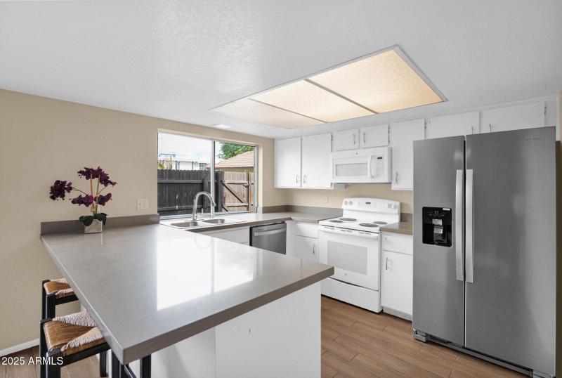 y26-web-or-mls-P1326917