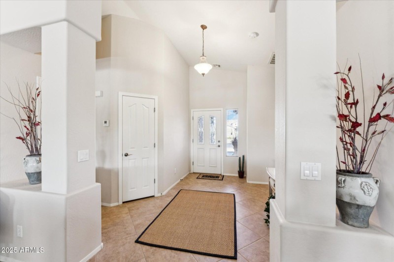 Entry from Livingroom