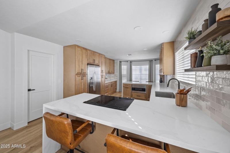 18036 N 13th St-11
