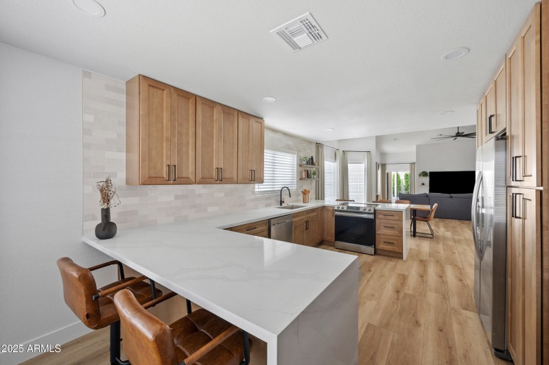 18036 N 13th St-15