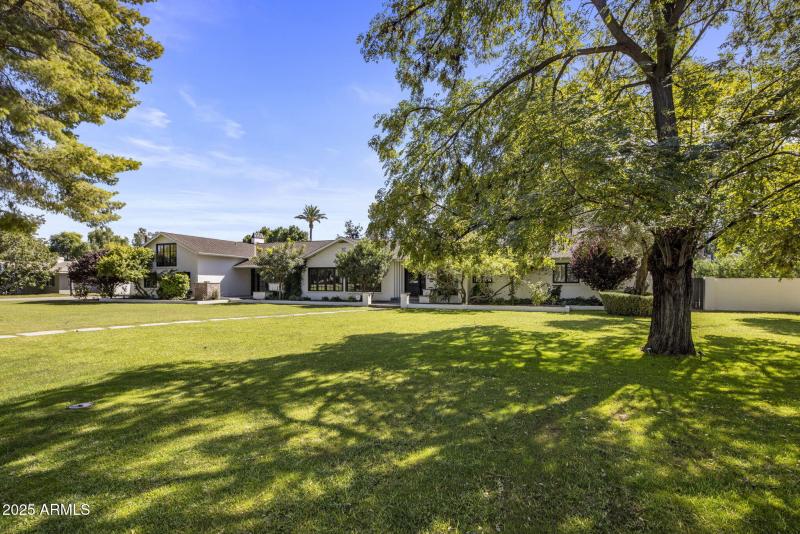 56-web-or-mls-D46A5012