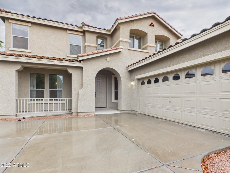 Unique front elevation