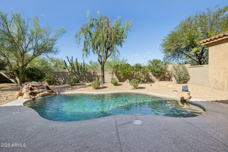 Pebble Tech Pool
