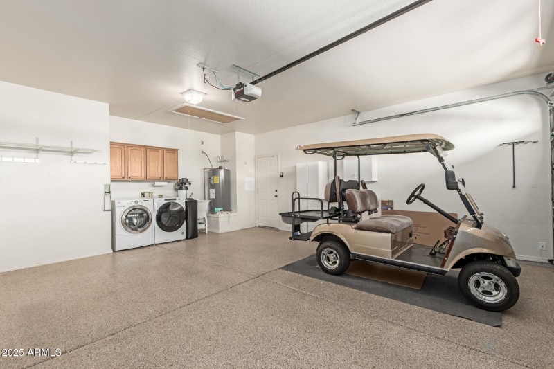 Garage with Laundry and Golf Cart!