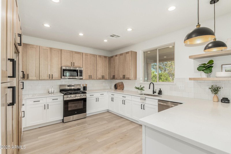 12 - Pasture Canyon 1033