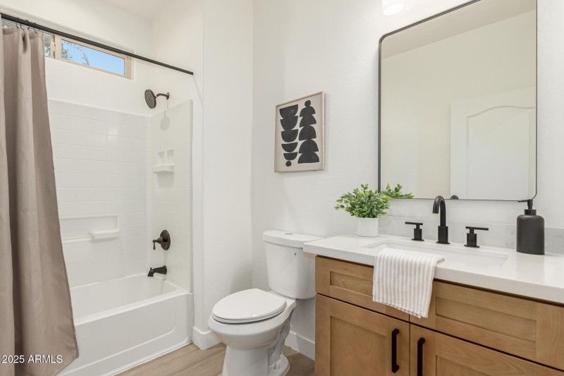 40 - Pasture Canyon 1033